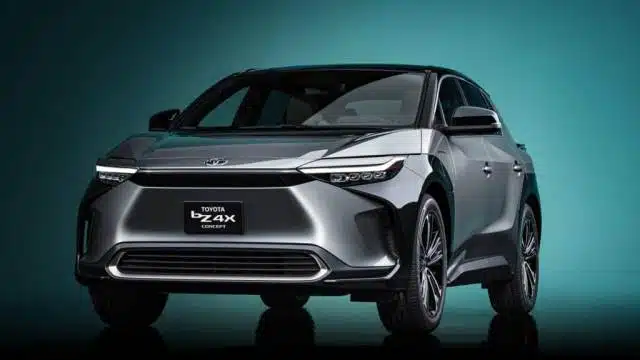 Toyota bZ4X 2023: Motori, prezzi, dati tecnici