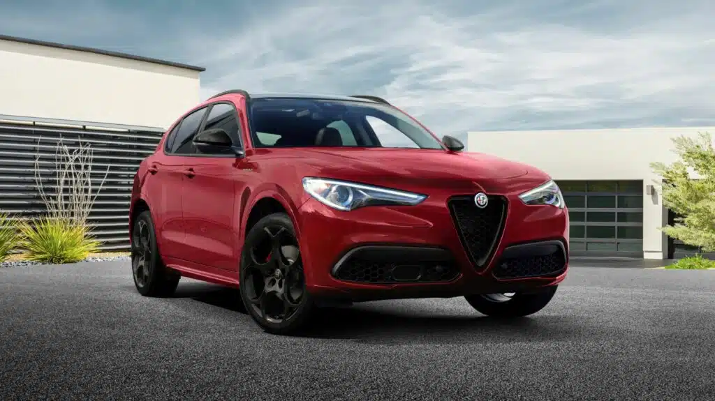 Alfa Romeo Stelvio 2023 Dati tecnici prezzi modifiche