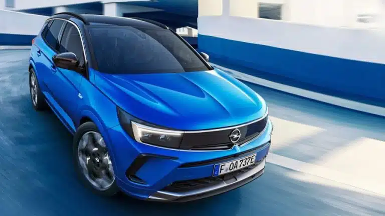 Opel Grandland 2023: Foto, prezzi, dati tecnici