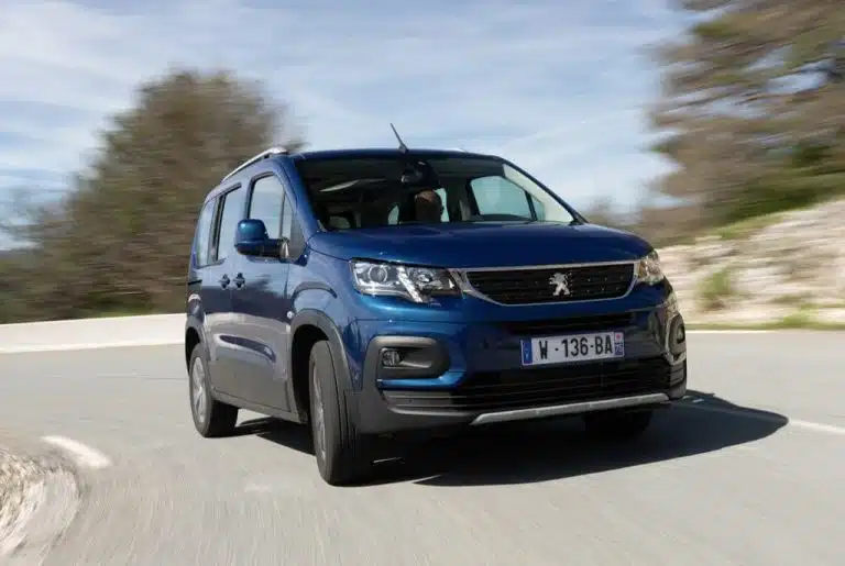 Peugeot Rifter 2023: Prezzi, informazioni, dati tecnici