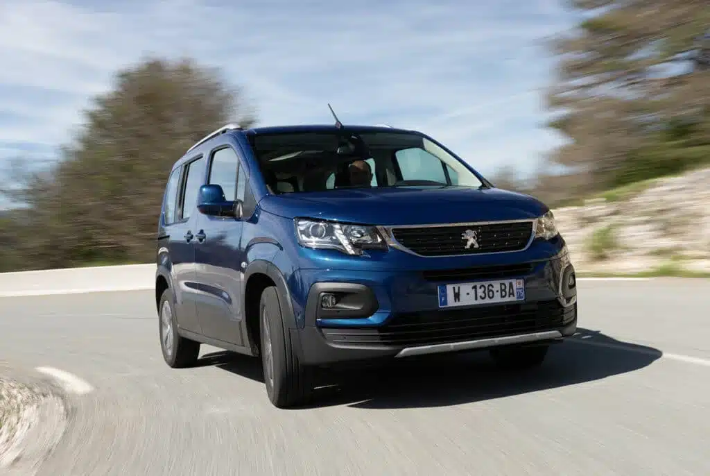 Peugeot Rifter 2023 Prezzi informazioni dati tecnici