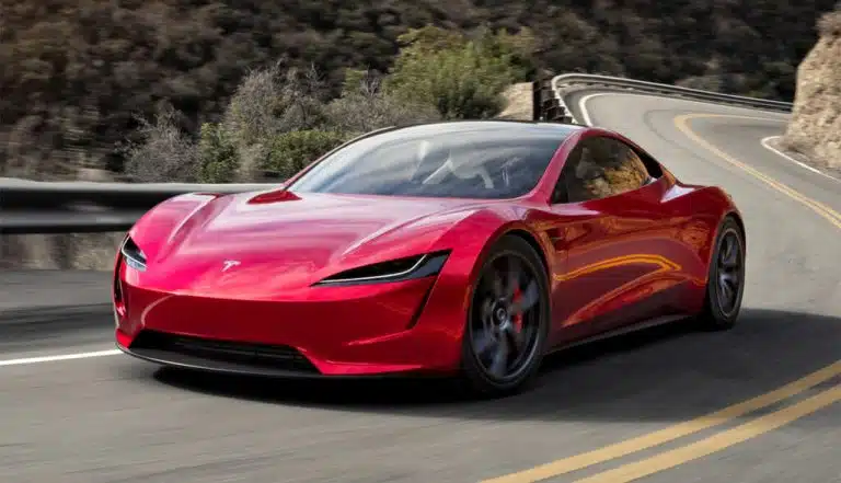 Tesla Roadster 2023: Interni, prezzi, dati tecnici