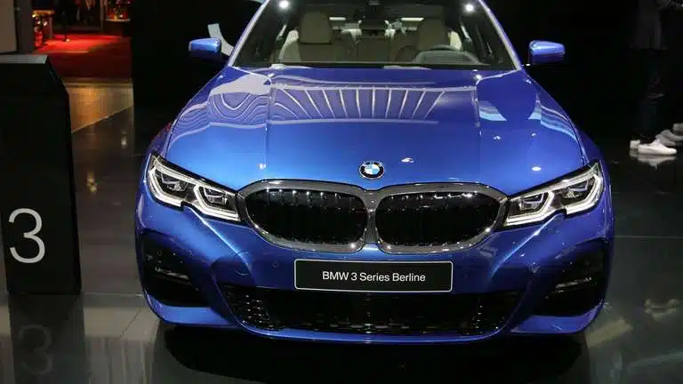 BMW 3 2023: Consumi, dati tecnici, prezzo