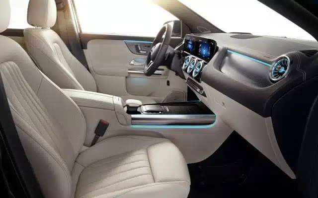 Mercedes Benz GLA 2023 Prezzi presentazione dati tecnici