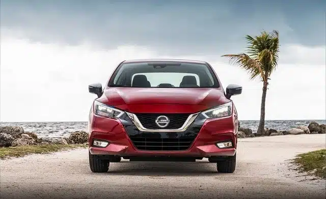 Nissan Versa 2023: Motori, prezzi, dati tecnici
