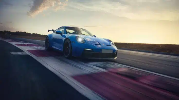 Porsche 911 2023: Motori, prezzi, dati tecnici