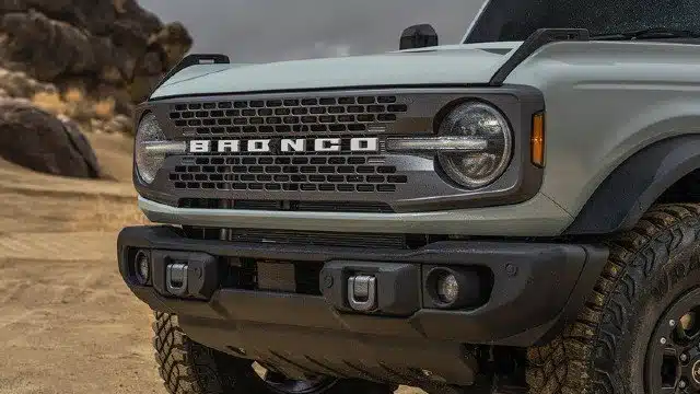 Ford Bronco 2023: Foto, prezzi, dati tecnici