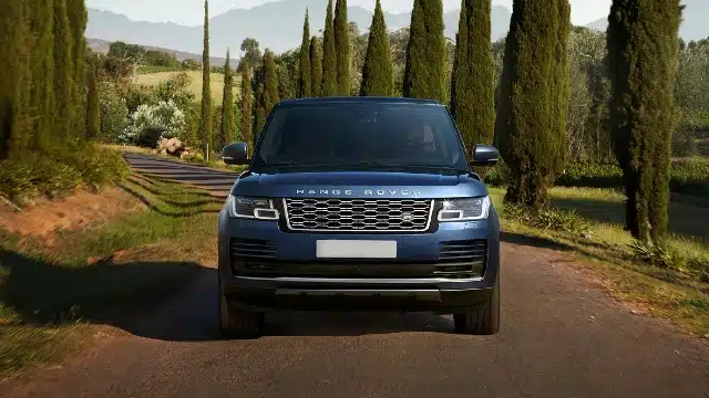 Land Rover Range Rover 2023 Prezzi interni dati tecnici