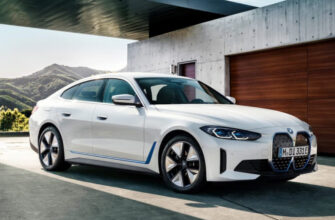 BMW i4 2024 Interni prezzi dati tecnici