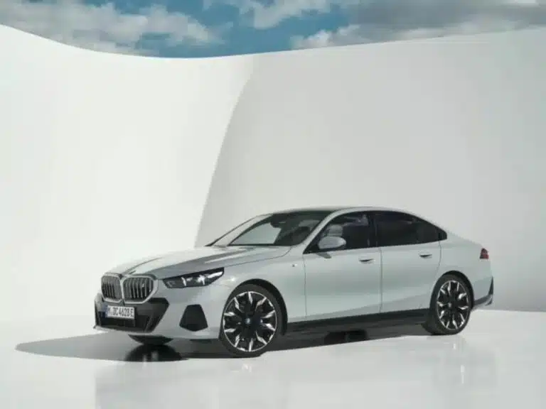 BMW Serie 5 2024: Dati tecnici, prezzo, motori